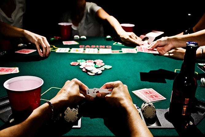 Tournament Poker Tips - The Best 10 to help you win your next MTT!