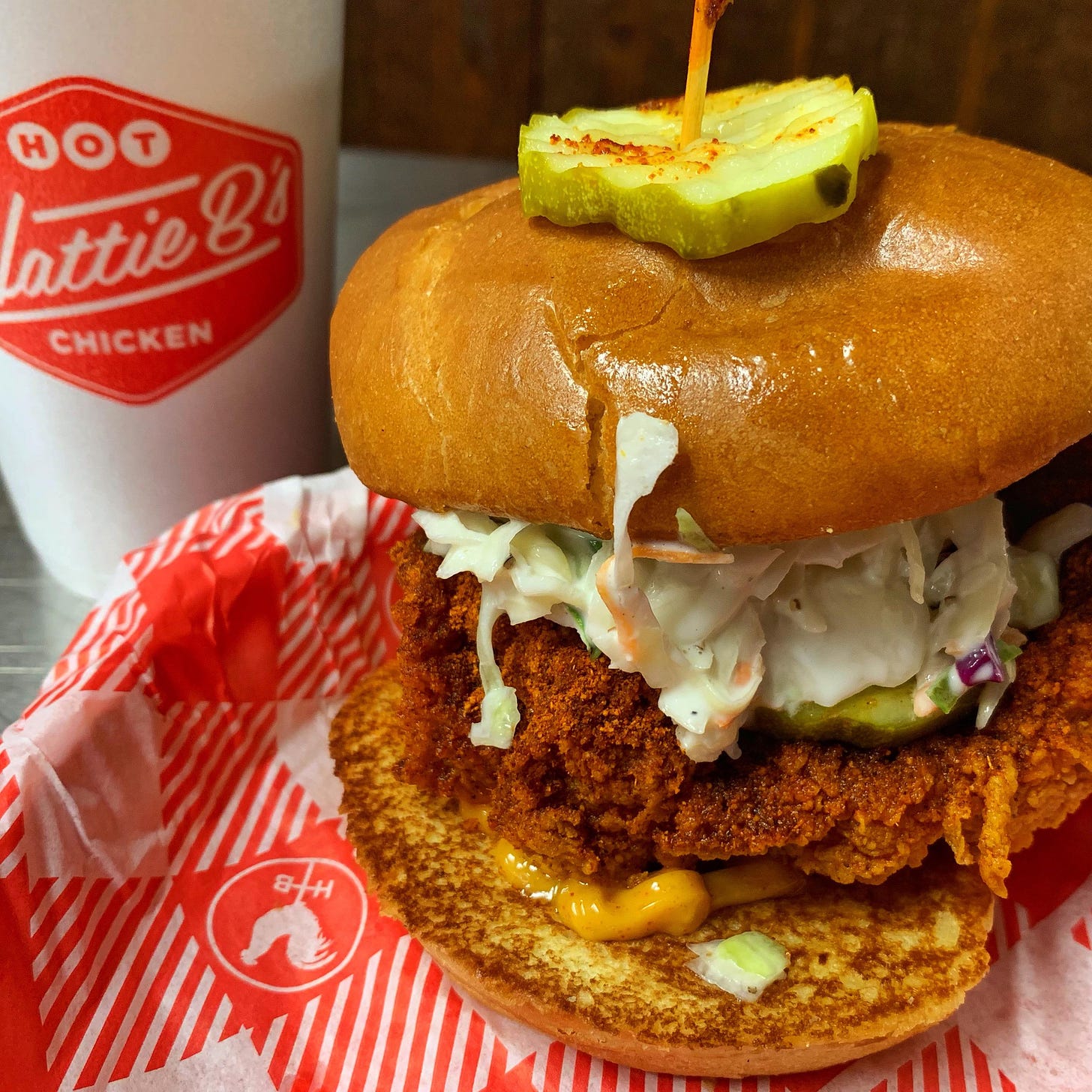 Hattie B's Hot Chicken Sandwich : r/FoodPorn