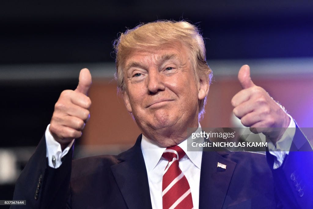 TOPSHOT-US-POLITICS-TRUMP-RALLY