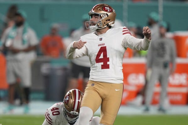 49ers coach Kyle Shanahan expresses confidence in struggling kicker Jake  Moody | AP News