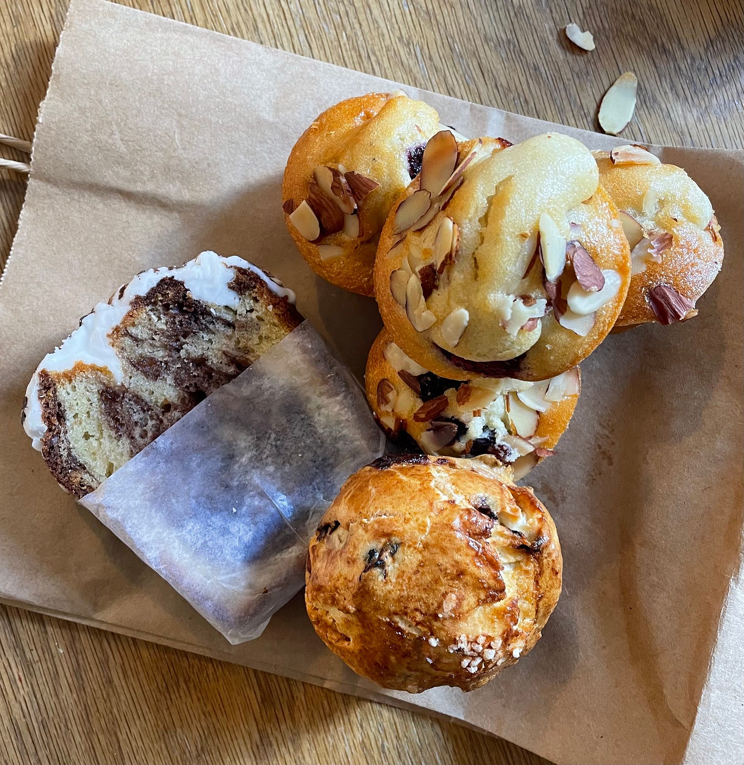 Gluten Free pastries from Noglu with Too Good to GO app