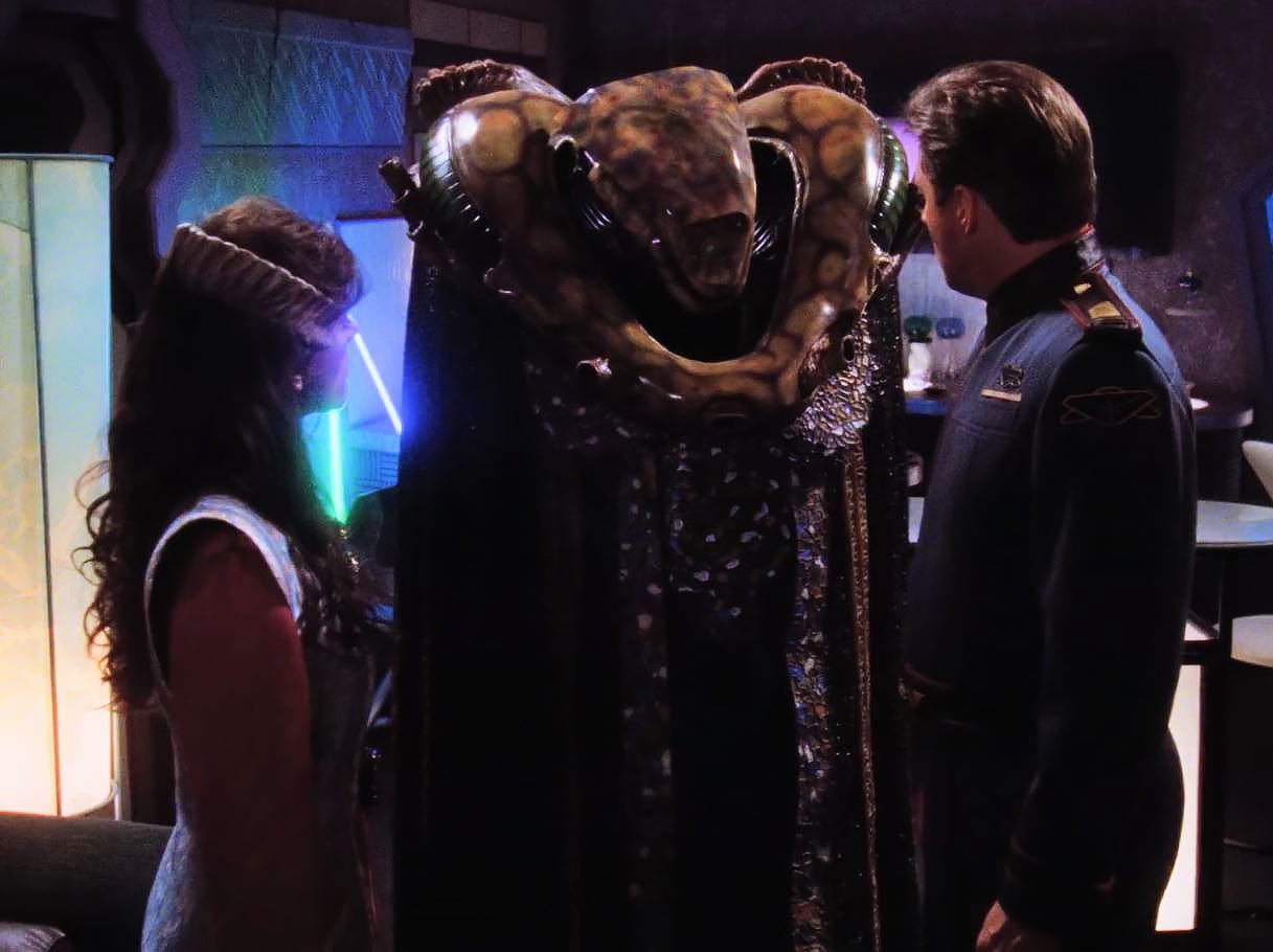 Babylon 5" In the Shadow of Z'ha'dum (TV Episode 1995) - IMDb