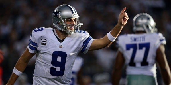 tony romo beats off cowboys detroit lions nfl wildcard 2015