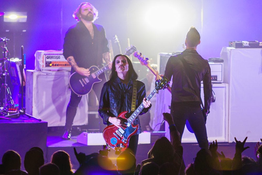 Placebo Live at The Greek Theater, Los Angeles - mxdwn Music