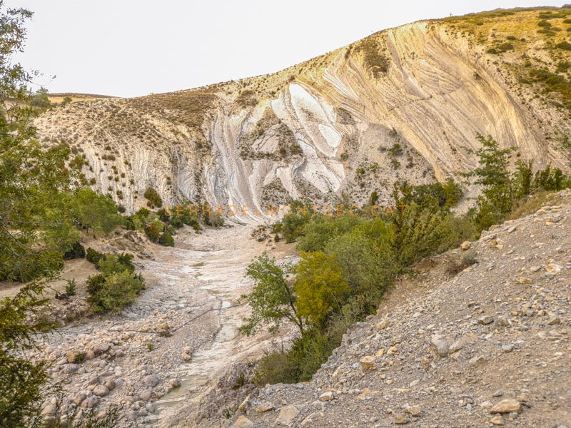 Les espectaculars i orgàsmiques formacions geològiques que es troben per tota la Vall de Cornudella son el resultat d'antigues glaceres. Areny de Noguera, La Terreta. Ribagorça d'Osca. Aragó.