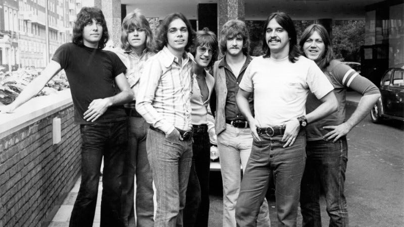 How The Band Chicago Scored 20 Top 10 Hits But Still Slipped Through The  Cracks: 5 Overlooked Gems From The 70s