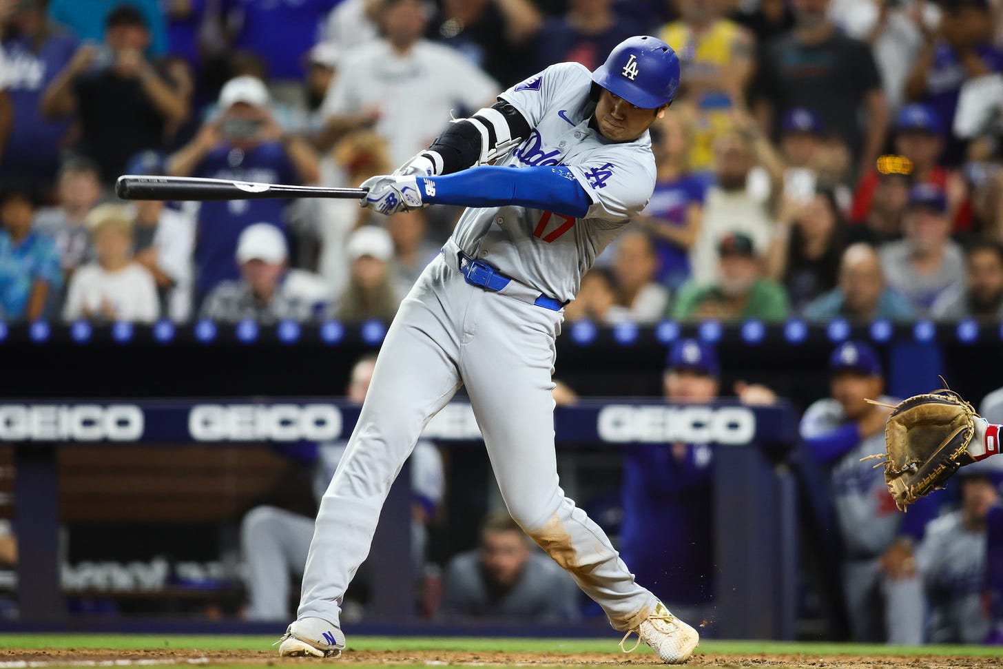 Dodgers' Ohtani becomes first MLB player to reach 50-50 club – NBC Los  Angeles