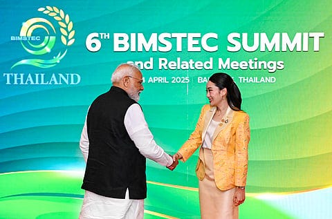 Prime Minister Narendra Modi being welcomed by Thailand Prime Minister Paetongtarn Shinawatra at the 6th BIMSTEC Summit in Bangkok (Photo | PTI) Prime Minister Narendra Modi being welcomed by Thailand Prime Minister Paetongtarn Shinawatra at the 6th BIMSTEC Summit in Bangkok (Photo | PTI)