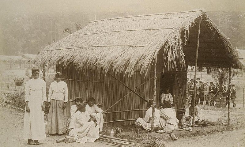 File:Village congolais - Exposition Tervuren 1897 (album Alphonse Gautier).jpg