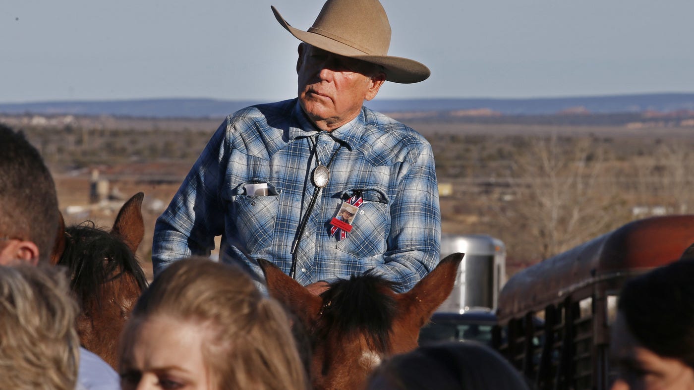 High Stakes As Rancher Cliven Bundy's Trial Over Armed Standoff Begins ...