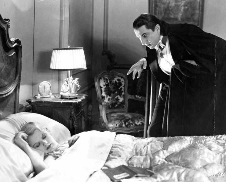 Tod Browning's Dracula [1931]. Thanks @CatalinaFreire9.