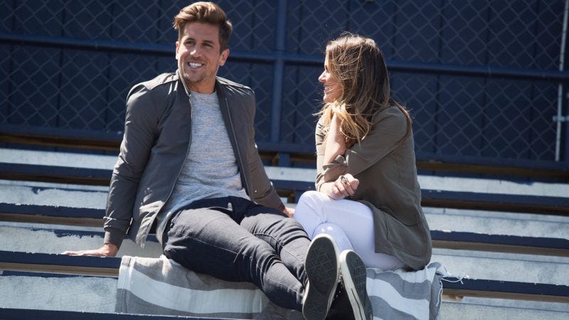 jojo fletcher loves her men the bachelorette