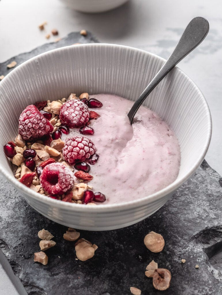 raw raspberry buckwheat bowl