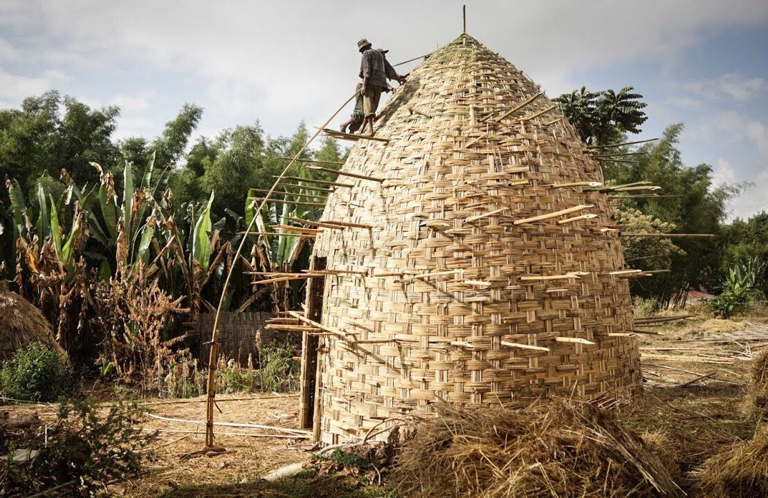 Exploring African Vernacular Huts: Weaving as a Climatic and Social Architecture - Image 1 of 13
