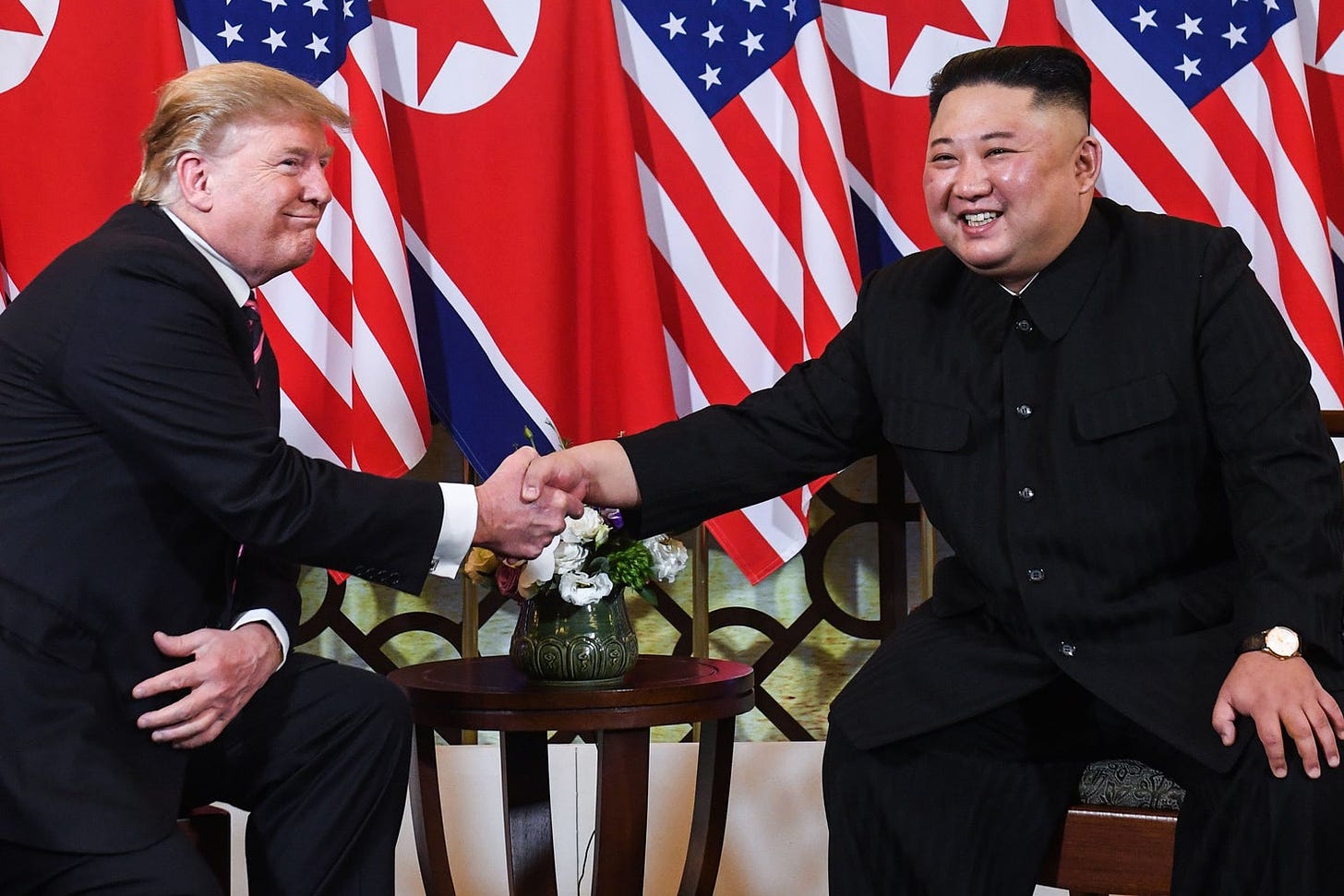 Smiling Trump greets Kim Jong-un with handshake at second summit in Vietnam | London Evening ...