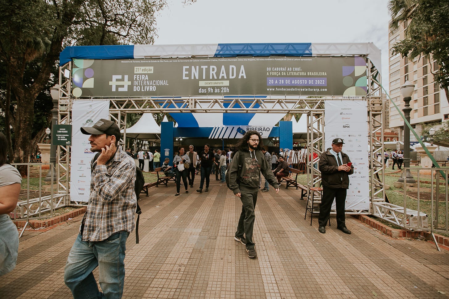 Feira Internacional do Livro de Ribeirão Preto mostra a força da Literatura Brasileira