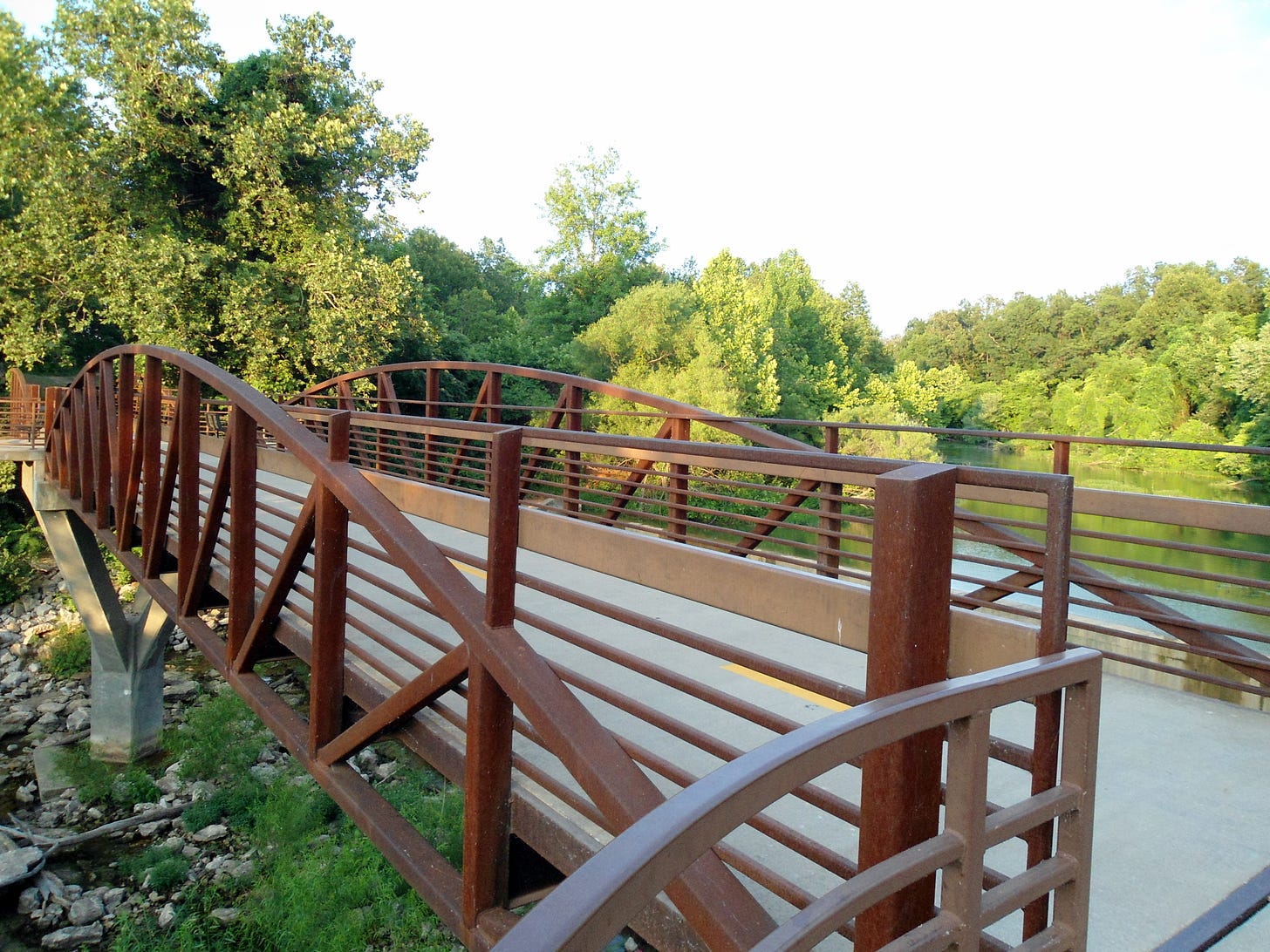 File:Bridge over Lake Fayetteville.jpg - Wikimedia Commons