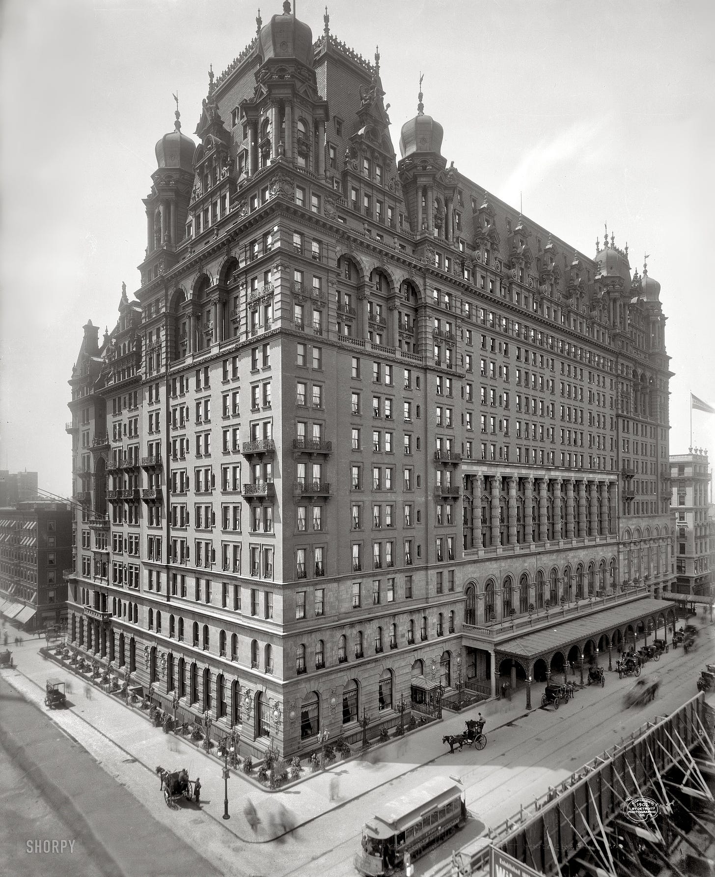 Fifth Avenue and the original Waldorf-Astoria | Ephemeral New York