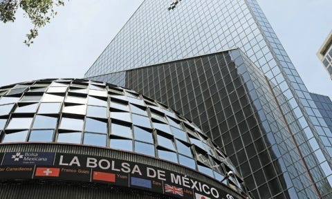 BMV cae por tercer día consecutivo en un mercado nervioso por deuda de EU