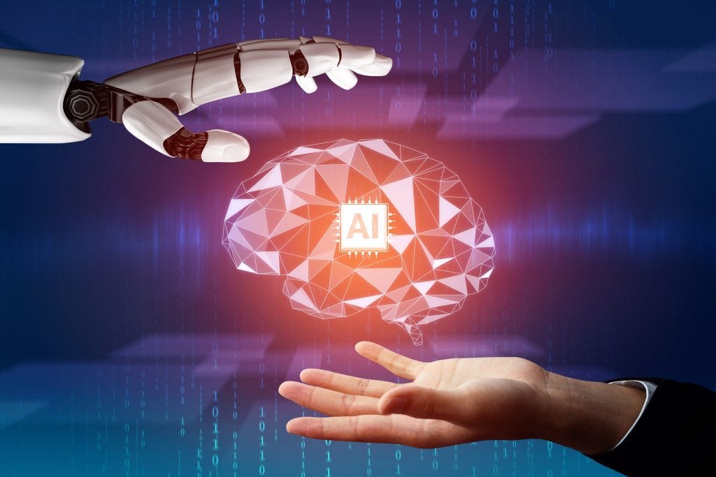 Mão robótica e mão humana em volta de cérebro com um chip no meio escrito AI