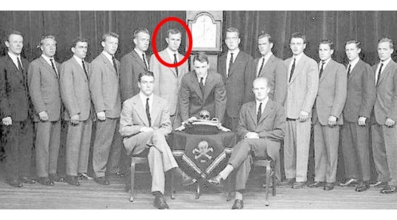 Inside the Bush Family and Skull and Bones: The Hidden Network of Power and Influence