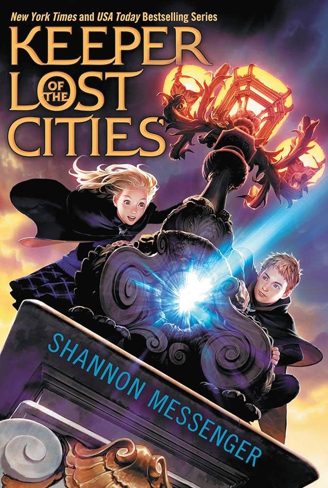 Keeper of the Lost Cities (1): Messenger, Shannon: 9781442445949:  Amazon.com: Books