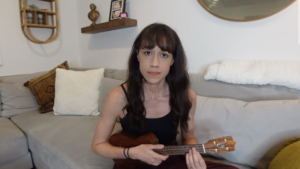The Colleen Ballinger allegations and ukulele apology song, explained -  Polygon