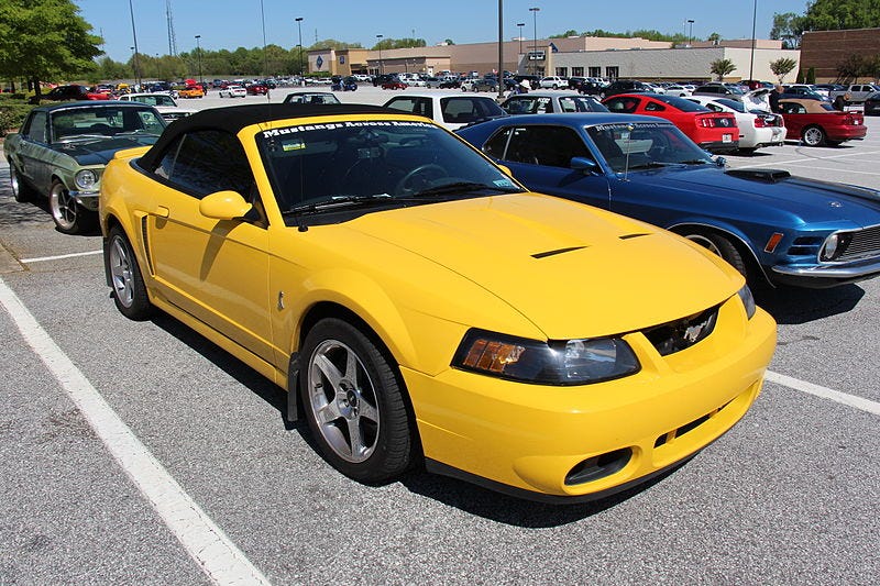 File:2001 Ford Mustang SVT Cobra Convertible (14451265720).jpg
