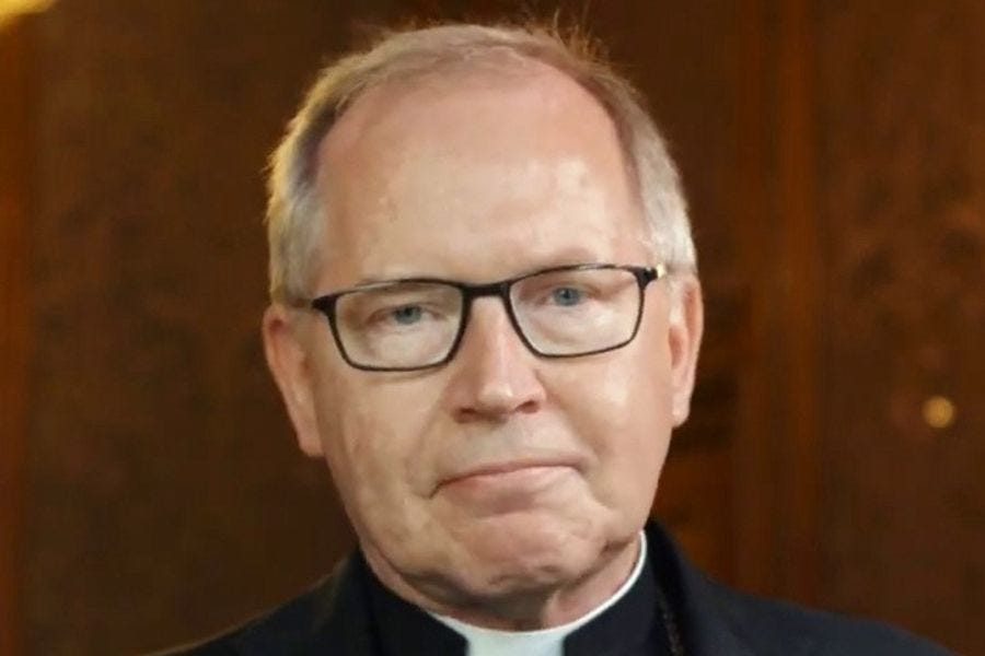 Dutch cardinal defends plan to end Sunday celebrations without priests