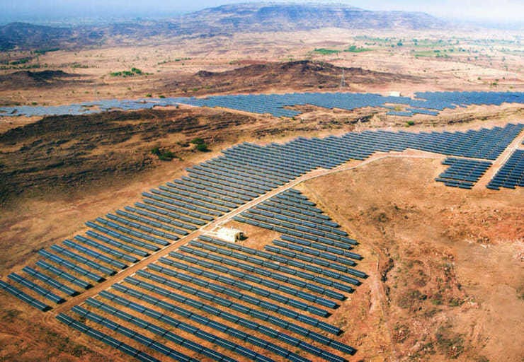 Dünyanın en büyük güneş çiftliği Hindistan'daki 