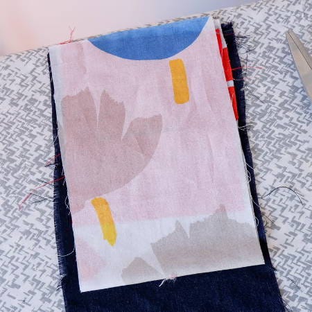 a folded fabric piece for the pocket bag of a welt pocket