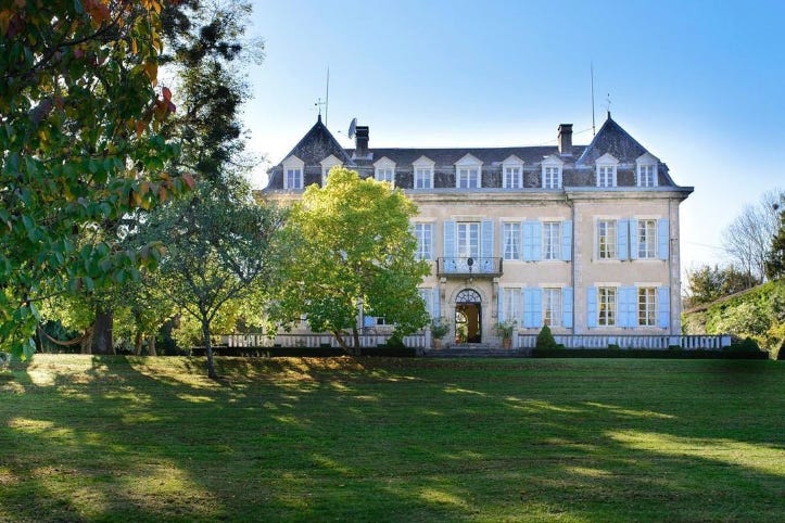 Yoga retreat near Toulouse, France