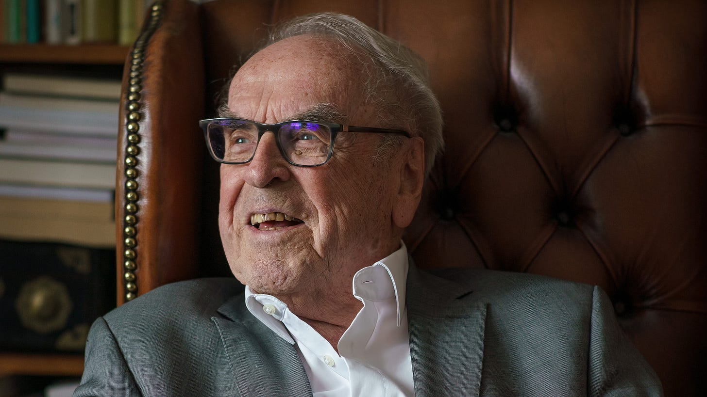Jürgen Moltmann, Who Reconciled Religion With Suffering, Dies at 98 - The  New York Times