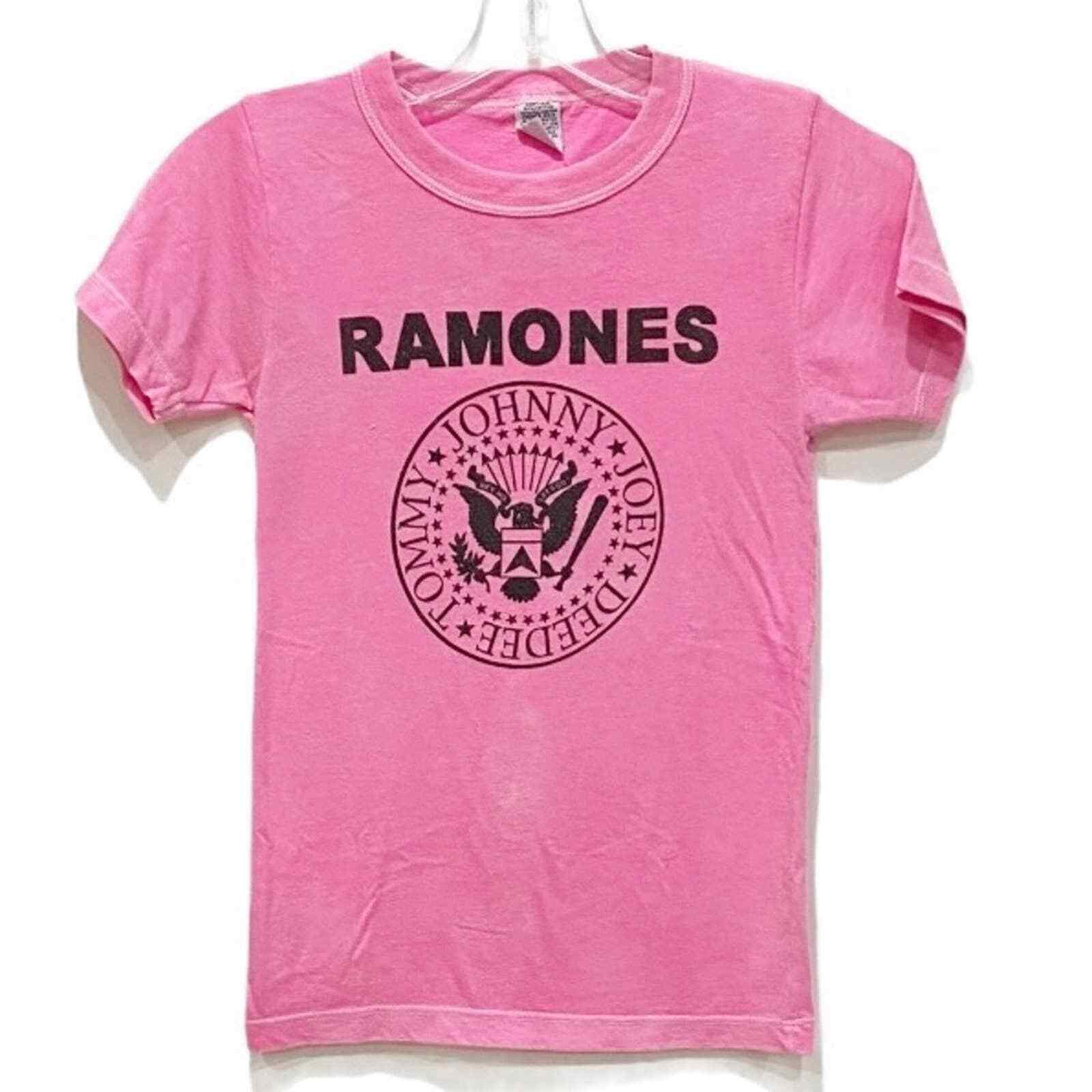 VINTAGE Women's RAMONES TShirt 2000 Urban Outfitters Hot Pink XS - Picture 1 of 4