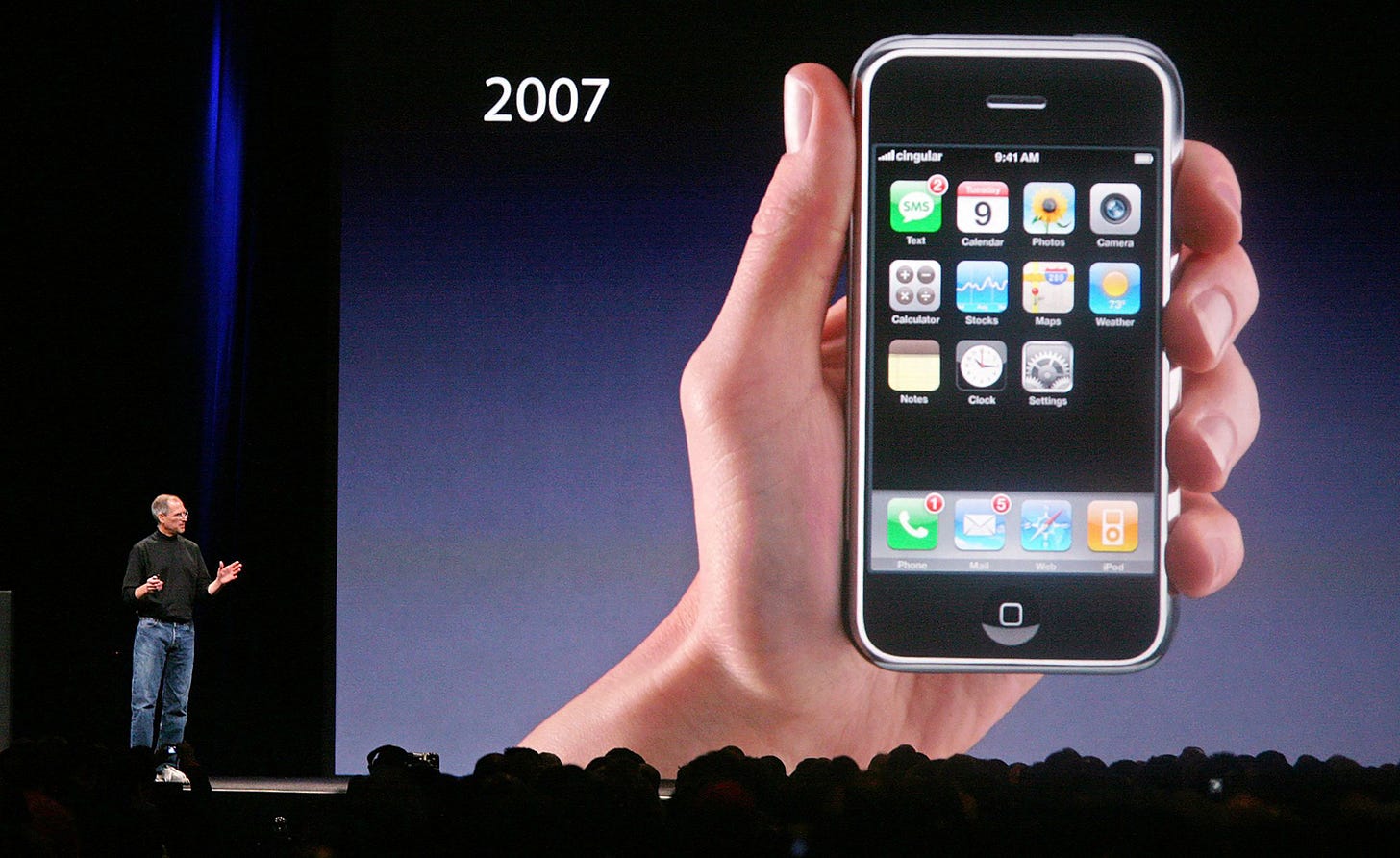 Elusive' Apple iPhone from 2007 sells for $190,000 | CNN Business