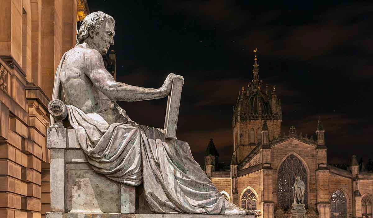 david hume statue photo