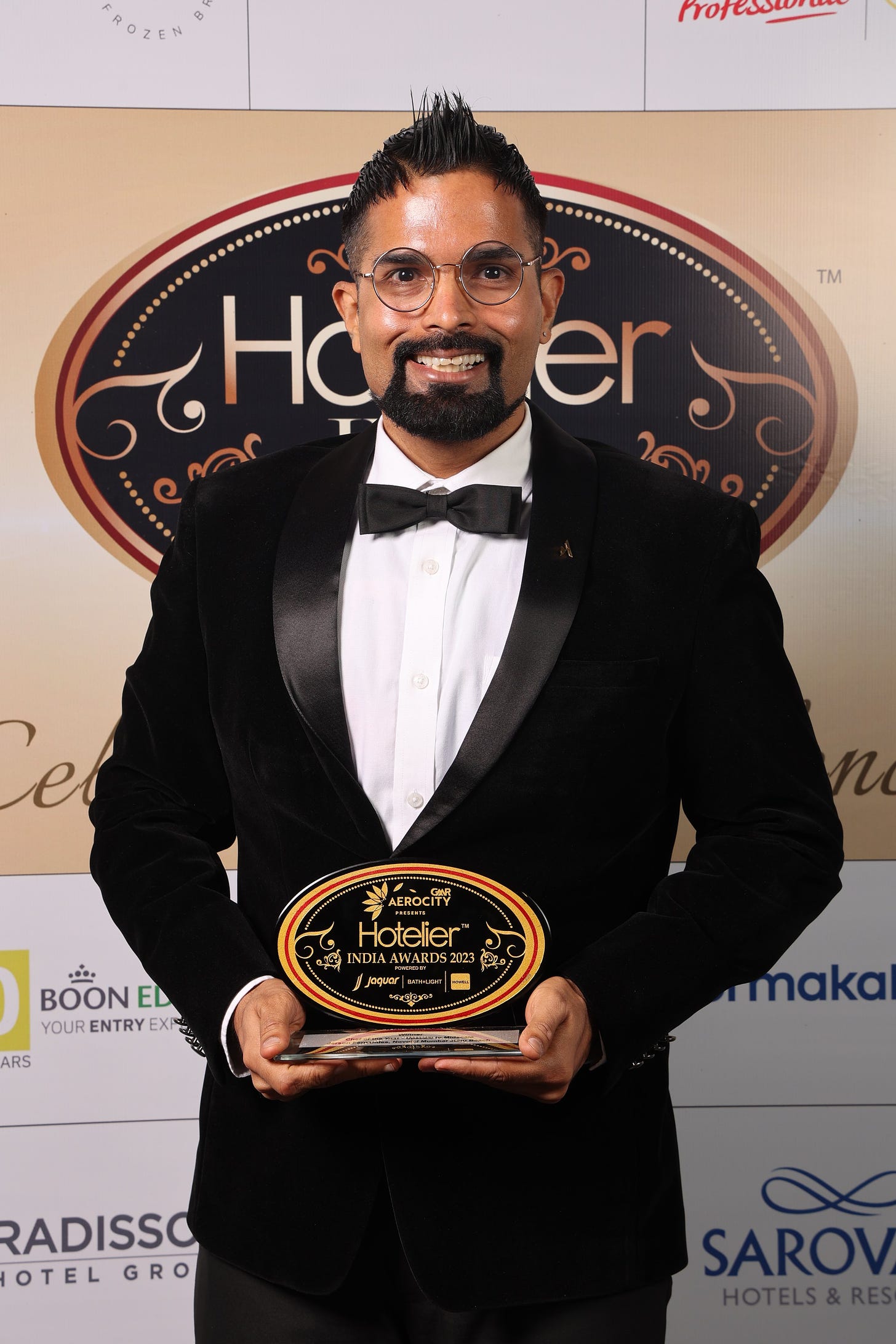 Chef Jerson Fernandes Clinches Hotelier India Award for the Second Time, Elevating the Iconic Novotel Mumbai Juhu Beach to Culinary Excellence.