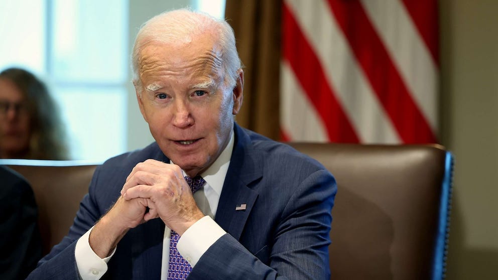 Biden executive order imposes new rules for AI. Here's what they are. - ABC  News