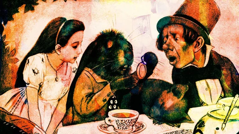 Bild aus "Alice im Wunderland". Alice, ein Hase und der verrückte Hutmacher sitzen an einem Tisch mit Tee und einer schlafenden Katze.