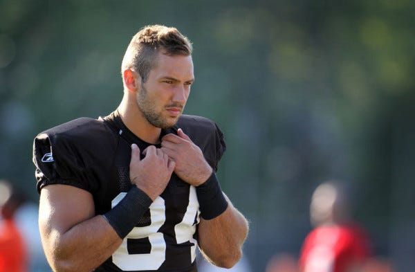 jordan cameron winner during nfl free agency period 2015