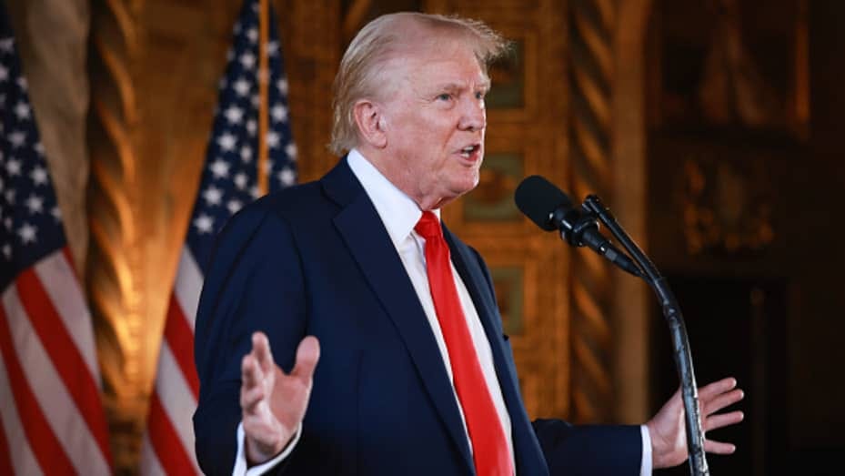 PALM BEACH, FLORIDA - AUGUST 08: Republican presidential candidate former President Donald Trump speaks during a press conference at his Mar-a-Lago estate on August 08, 2024, in Palm Beach, Florida. Polls currently show a close race between Trump and Democratic presidential candidate, U.S. Vice President Kamala Harris. (Photo by Joe Raedle/Getty Images)