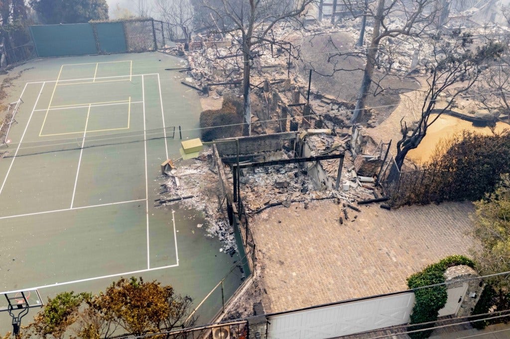 Billy Crystal home LA fires