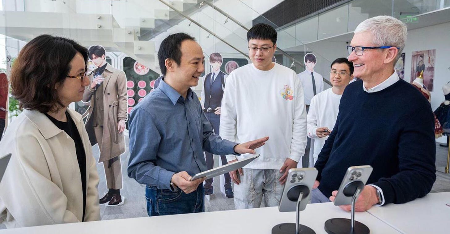 Tim Cook Visits Shanghai Upon Opening of New Flagship Store