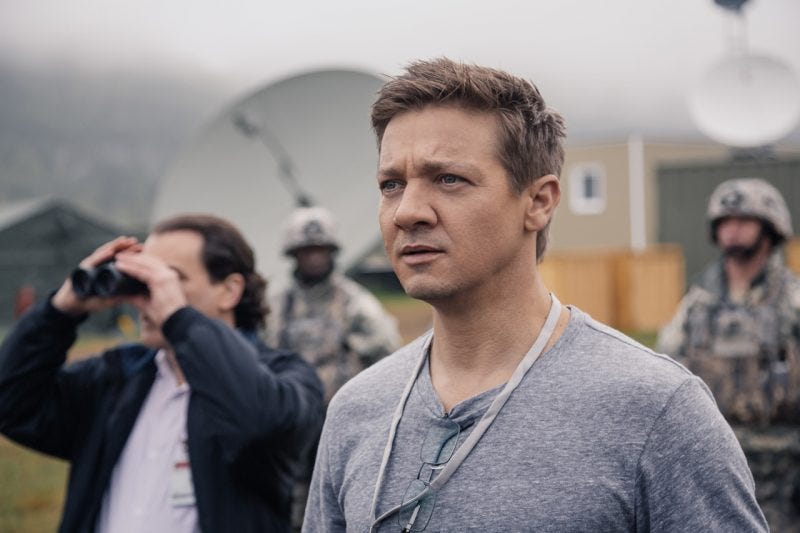 arrival movie review jeremy renner