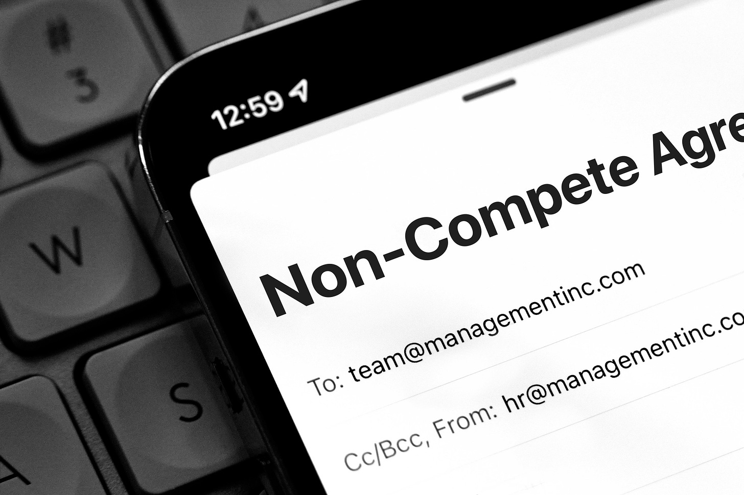 Non-compete agreement on cell phone screen