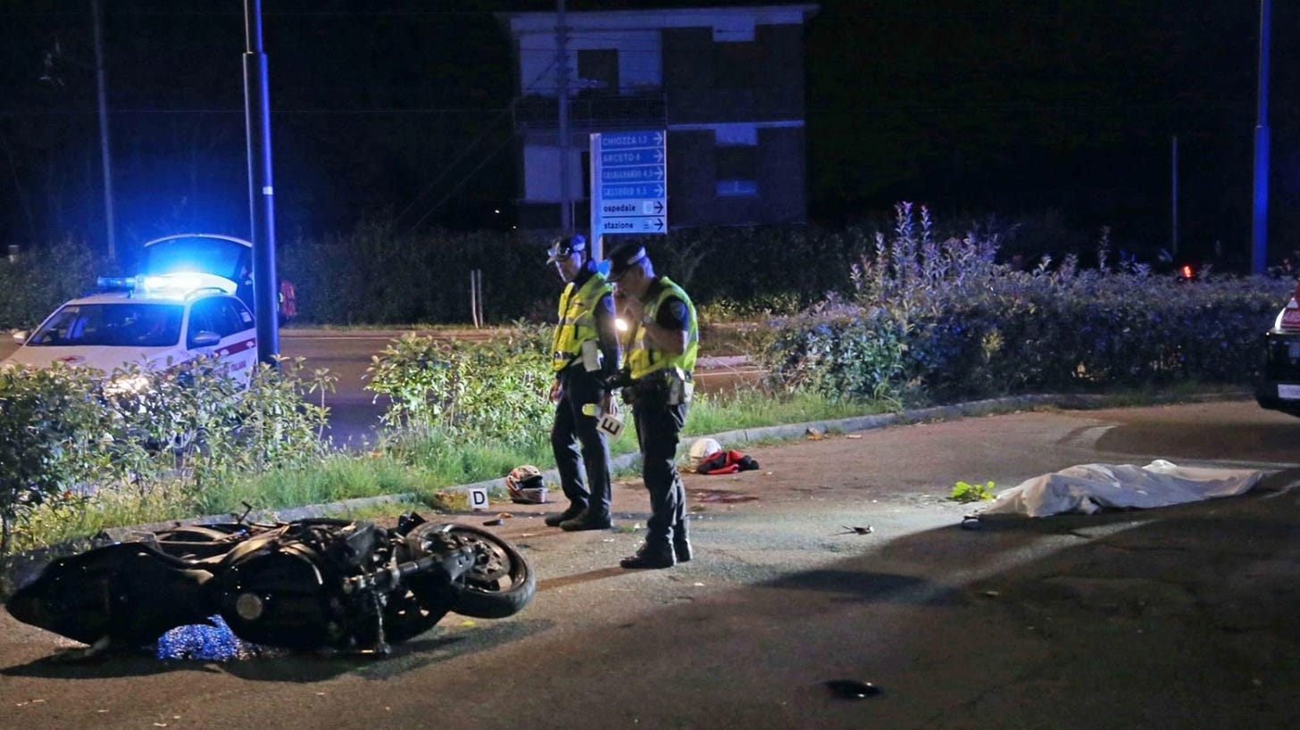 Incidente in moto, muore anche la passeggera