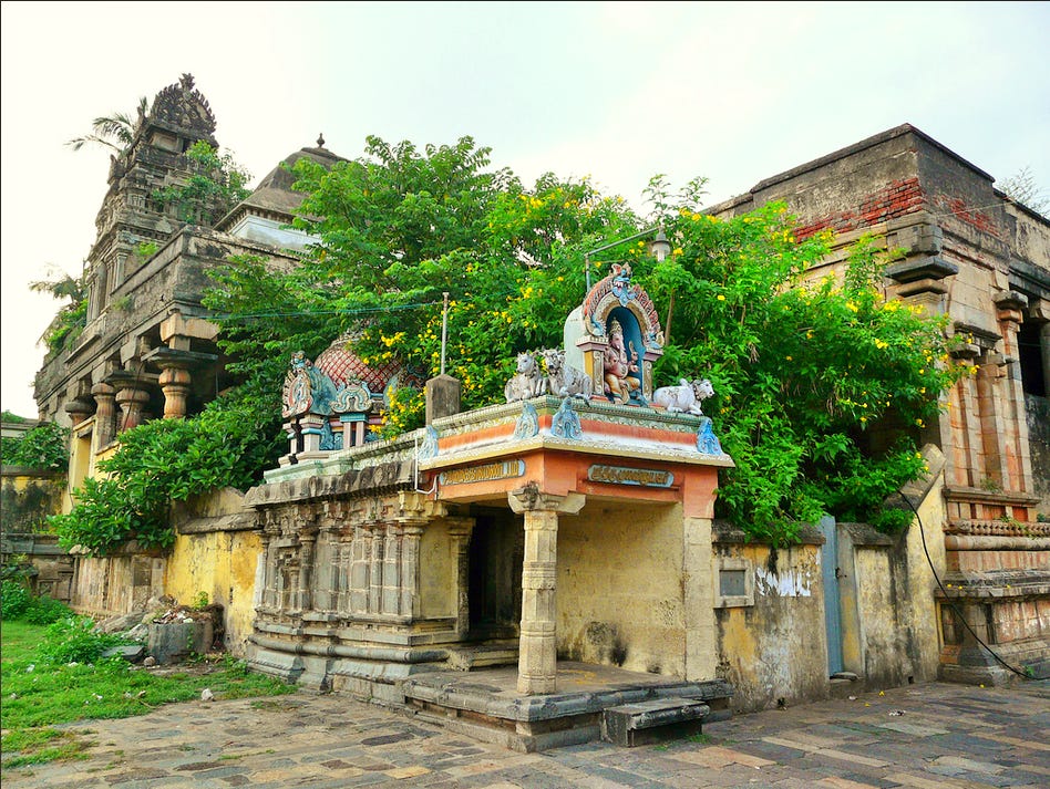 Side building and a shrine