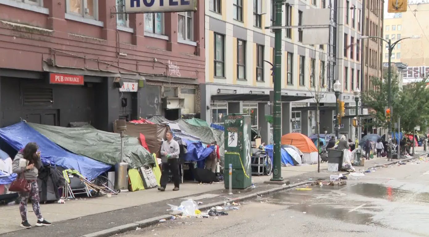 Vancouver has a new tent city. This time it's in the street, not a park |  Globalnews.ca