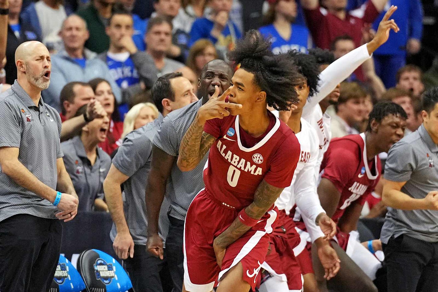 Labaron Philon changes his mind, will return to Alabama basketball -  TideIllustrated: Alabama Crimson Tide Football & Basketball Recruiting
