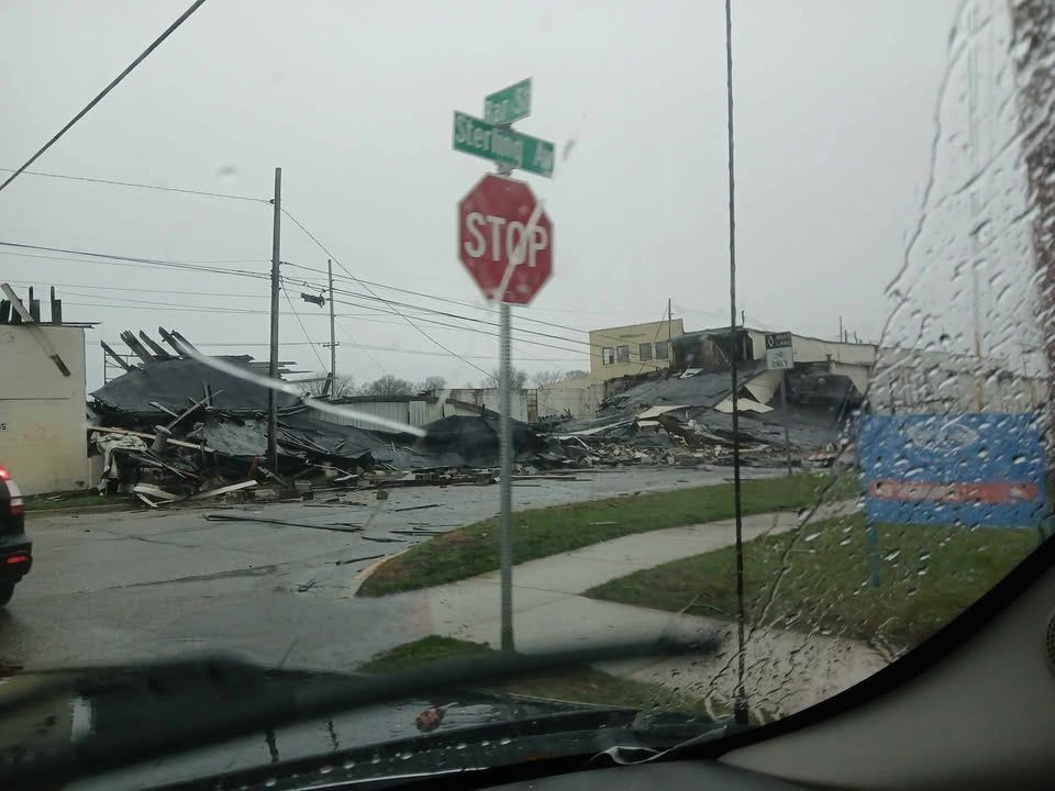 Severe weather leaves widespread damage throughout the area photo 6